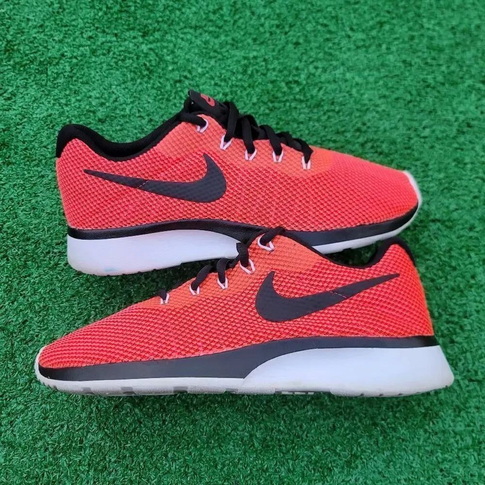 Nike  Tanjun race - Women's running shoes - Size 8.5